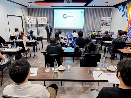 Focusing on risk control management and upgrading innovative services,ATFXBangkok Financial Industry Seminar Shun...9 / author:atfx2019 / PostsID:1609394