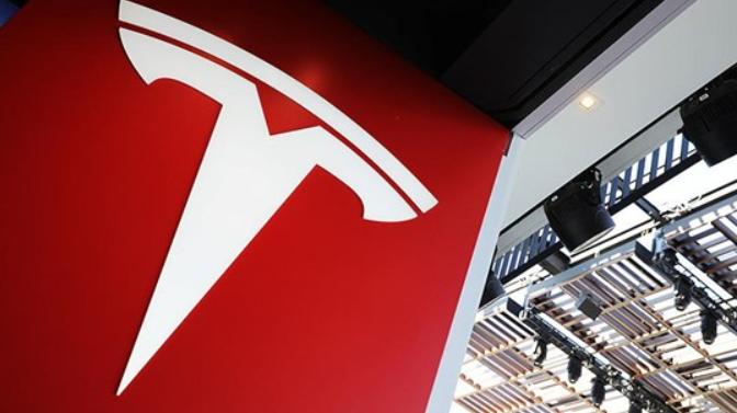 ATFX: Tesla's share price has fallen back two years ago. Is Musk the 
