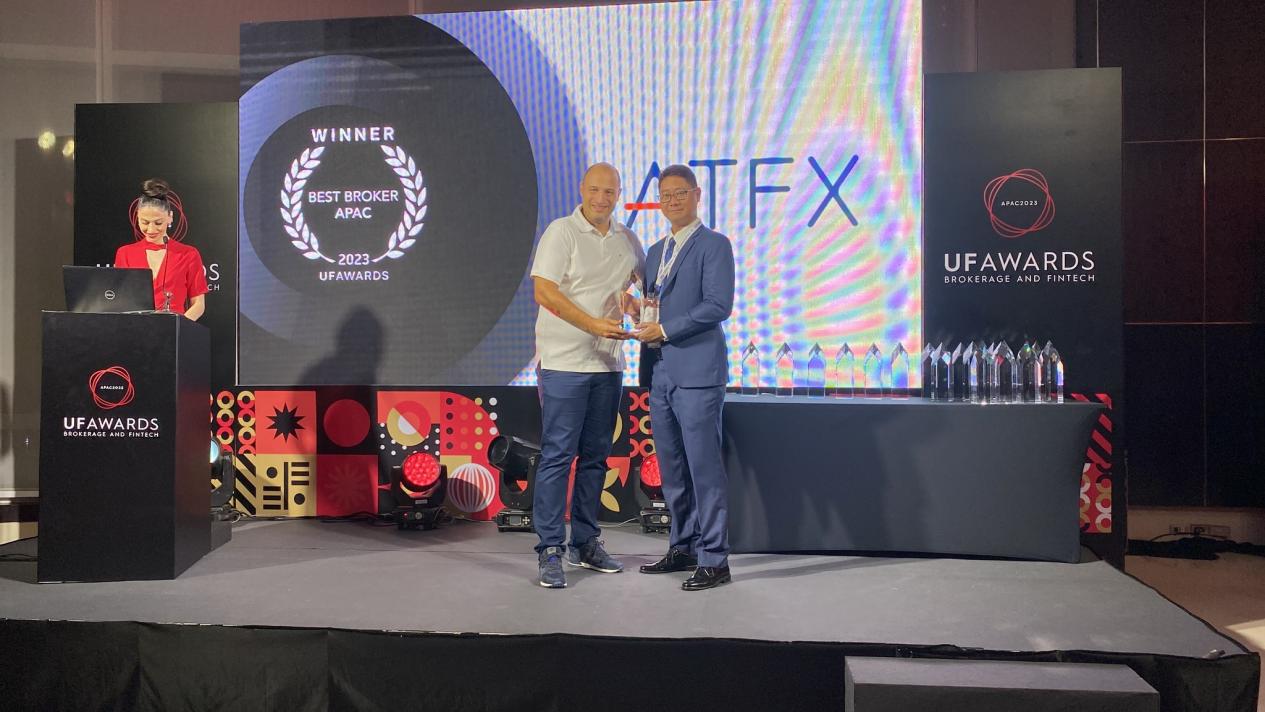 Honor Moment:ATFXAwarded the Asia Pacific Best Broker Award16 / author:atfx2019 / PostsID:1723321