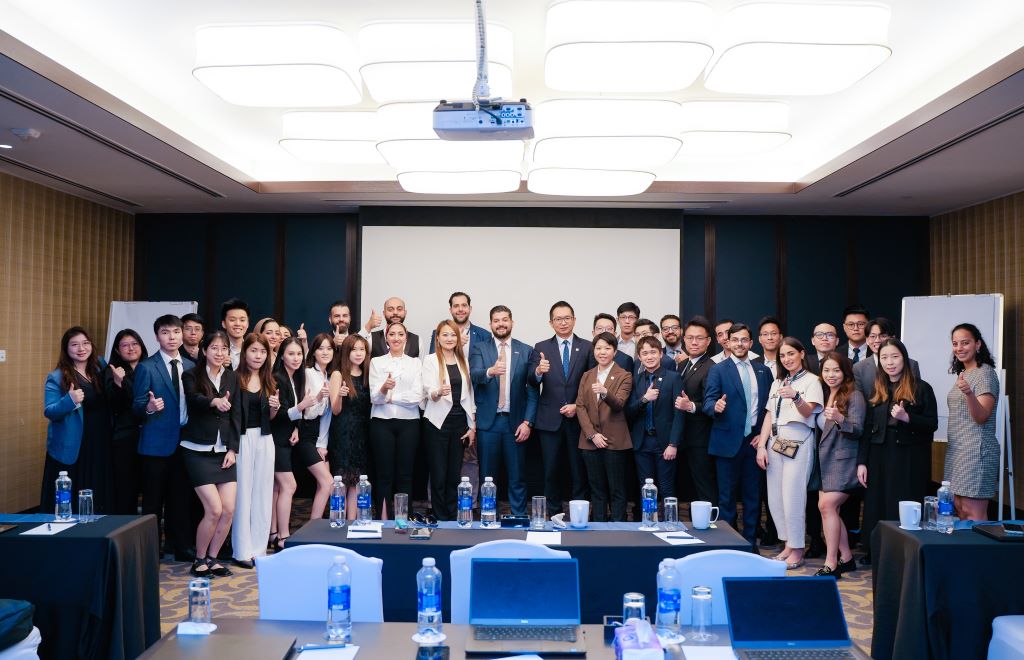 Ignite the flame of creative marketing,ATFX 2024Global Marketing Conference Leading New Trends480 / author:atfx2019 / PostsID:1727950