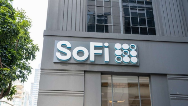 SOFI美股值得投资吗？从财报、业务到风险全解析,一篇搞懂SoFi前景480 / author:Ultima_Markets / PostsID:1735512