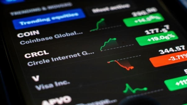 CRCLUS stocks:Circle稳定币霸权投资潜力与风险一次看652 / author:Ultima_Markets / PostsID:1736174
